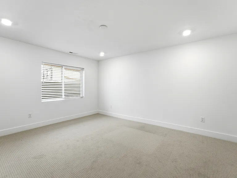 459 E Rimrock Ln — Photo 34