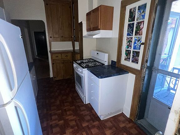 3rd image of 2626 N Moreland Blvd APT 8