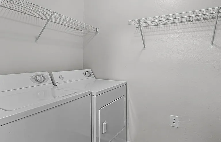 Stonecastle Apartment Homes — Photo 14