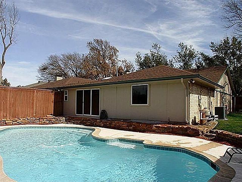 1st image of 16105 Longvista Dr