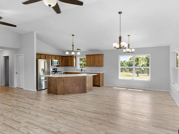 5th image of 9294 Sugar Rd