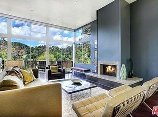 8801 Hollywood Hills Rd, Los Angeles, CA 90046