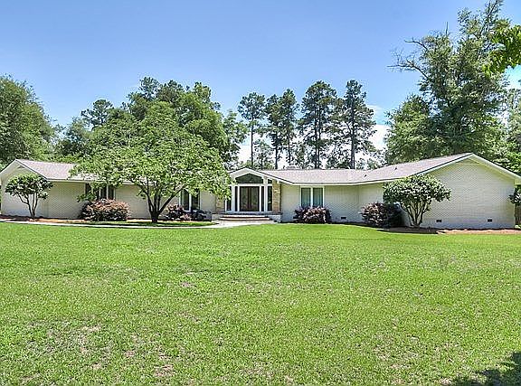 2nd image of 1651 Huckleberry Dr