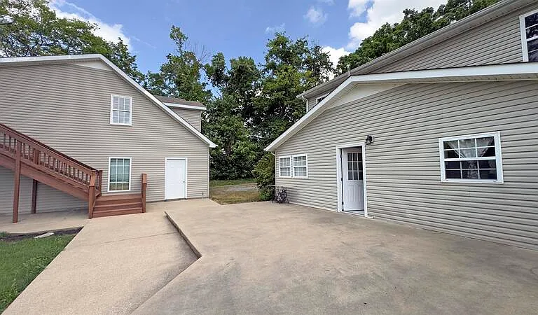 2871 Old Clks Sprgfield Rd — Photo 24