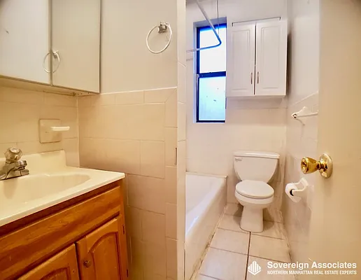 Rented by Sovereign Associates | media 36