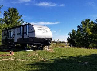 1550 Perth Ct, Gladwin, MI 48624