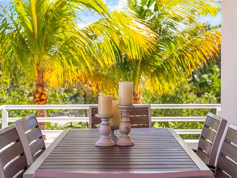 226 Ocean Dr #3C — Photo 11