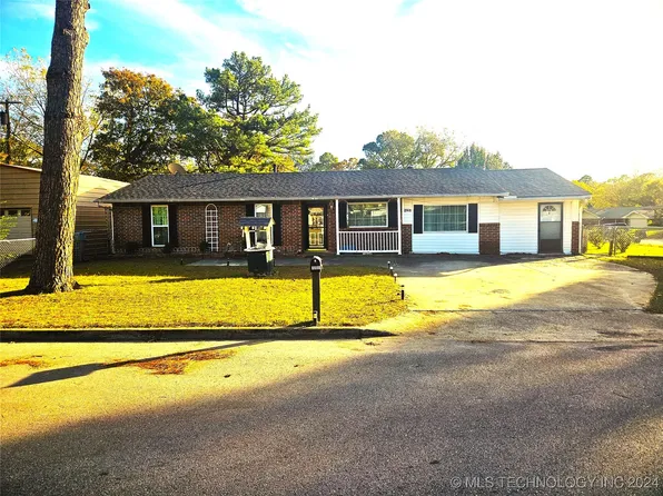 2305 Mayfair Dr, Ada, OK 74820