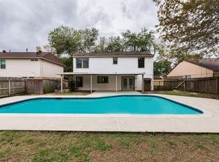 1006 Tanglewild Ln, Richmond, TX 77406