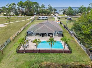 6449 E Bay Blvd, Gulf Breeze, FL 32563