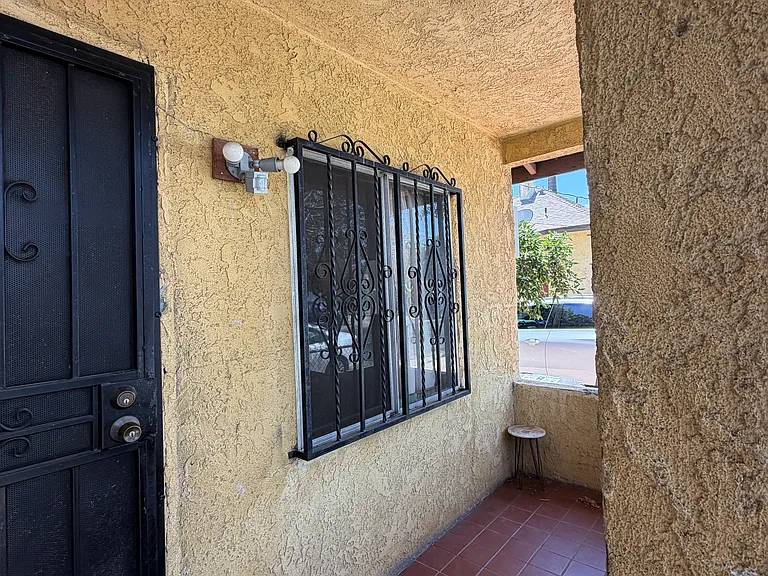 114 S Fresno St — Photo 45
