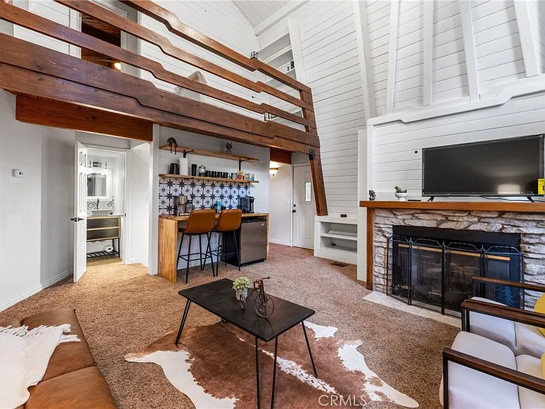 2371 Spring Oak Dr — Photo 3