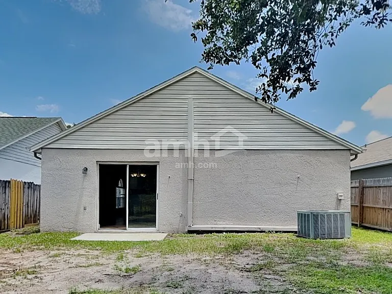 10122 Richardson Ct — Photo 19