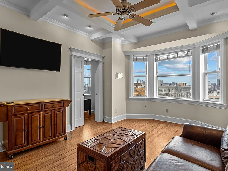 2135 Walnut St #1202 — Photo 1
