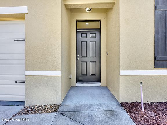 4th image of 2605 Falcon Ln