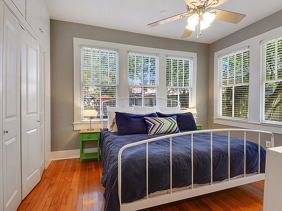 5th image of 2137 Wisteria St