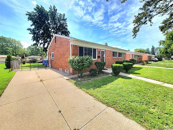 3rd image of 11348 Jonas Ave