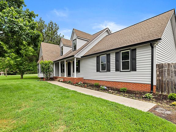5th image of 8351 Stewarts Bend Dr
