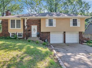12805 Ewing Ave, Grandview, MO 64030