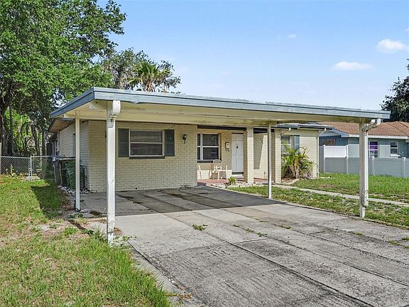 3rd image of 423 NANSEMOND AVENUE