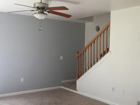 685 N Sandbar Cir, Palmer, AK 99645