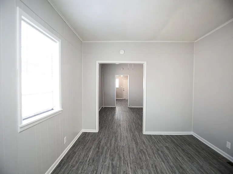 3119 S Izard St — Photo 2