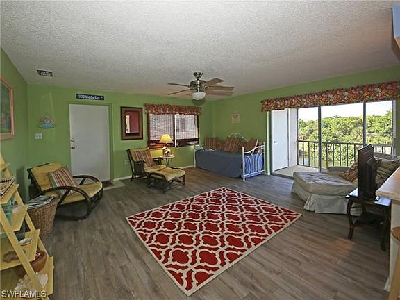 5th image of 1610 Middle Gulf Dr Unit C5