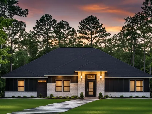 13629 Armstrong St, Conroe, TX 77303