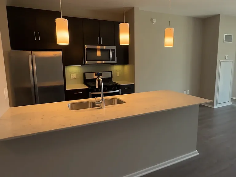 623 W Washington Blvd #1407 — Photo 2