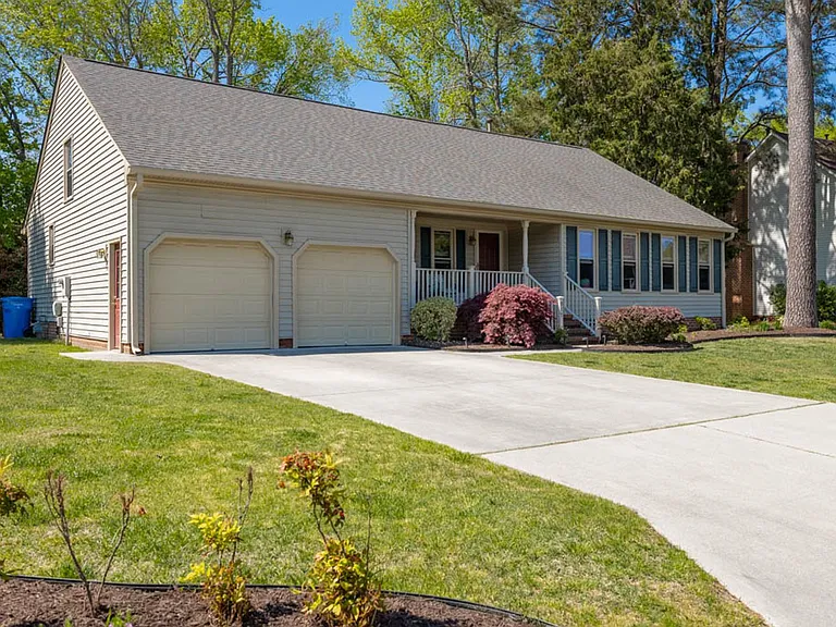 917 Fox Ridge Trl — Photo 3