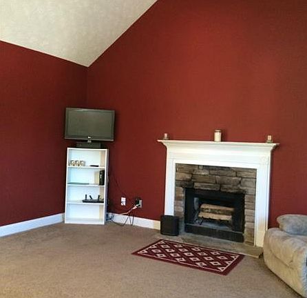 3rd image of 159 Greatwood Dr