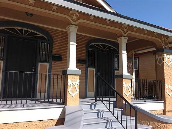 3rd image of 933 Saint Maurice Ave #933