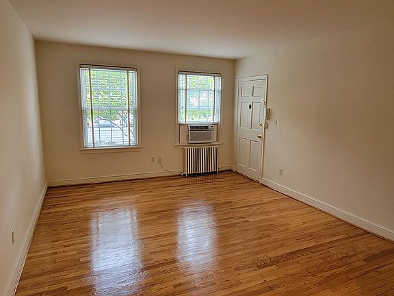 4th image of 200 E Glendale Ave #52