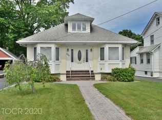 654 River Rd, New Milford, NJ 07646