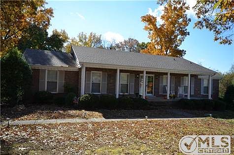 1st image of 2408 Chris Dr