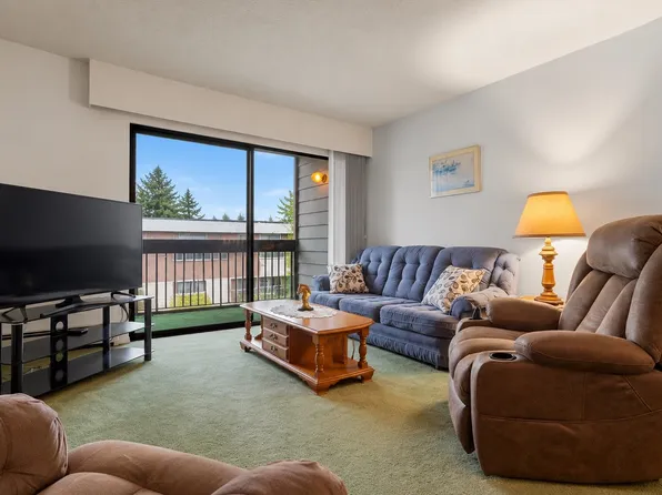 2277 McCallum Rd #220, Abbotsford, BC V2S 6H9