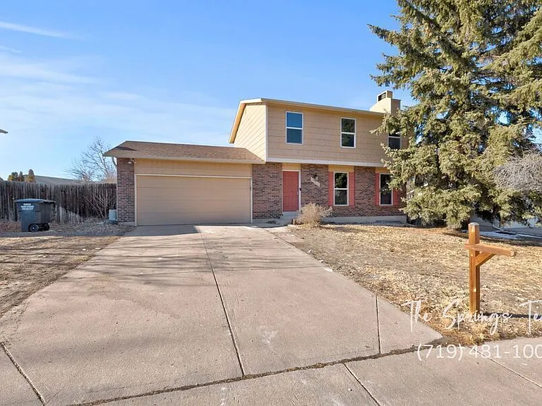 6460 Bugle Dr — Photo 3
