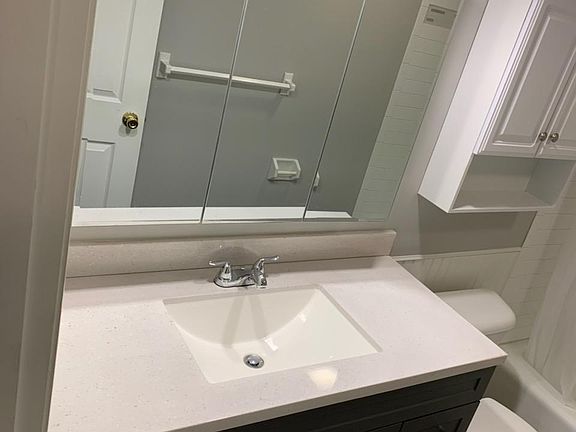 4th image of 40 Austin Ave APT 205