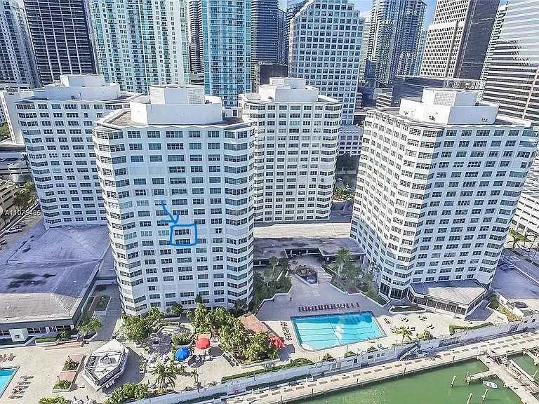 905 Brickell Bay Dr #9 — Photo 24