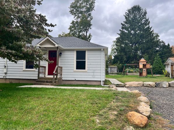 16 Crestwood Rd