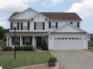 104 Countryglen Ct, Greer, SC 29651