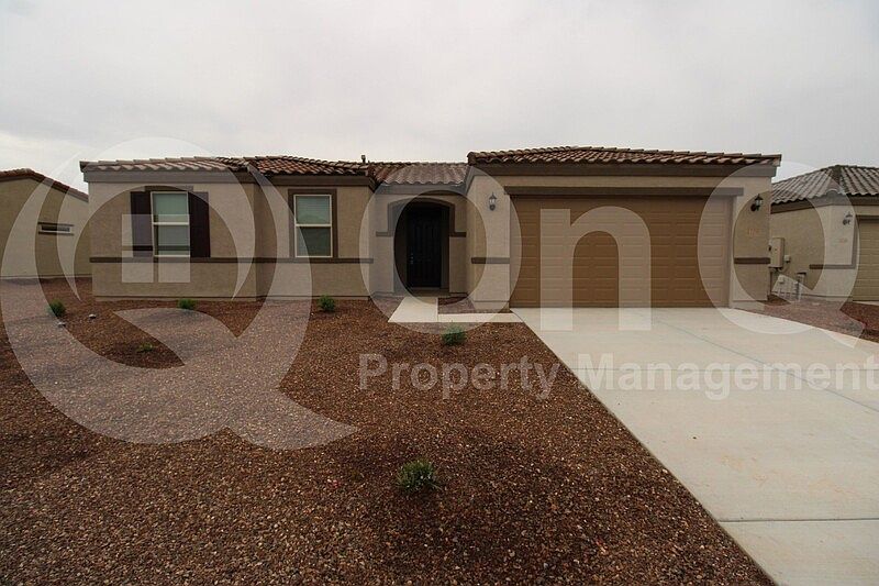 1st image of 2728 N Mulberry Pl