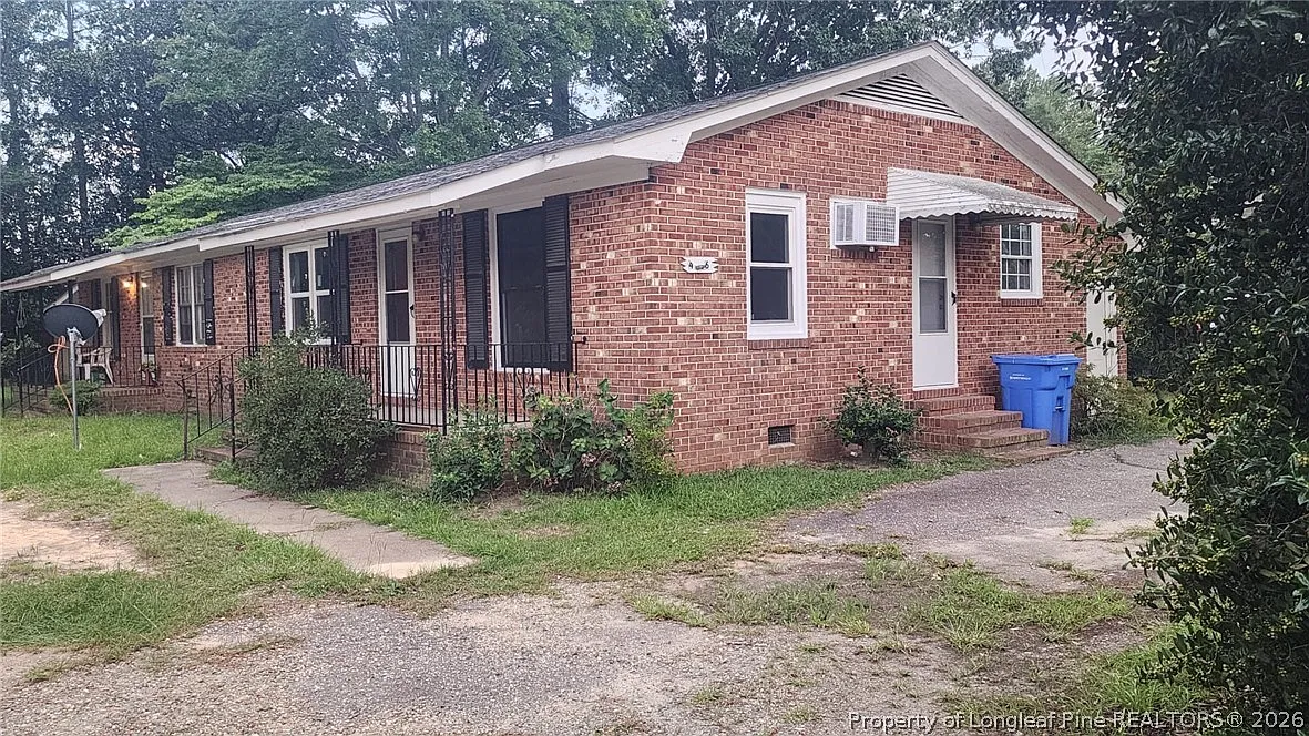 2 bed, 1.0 bath, 873 sqft, $900 — Photo 3