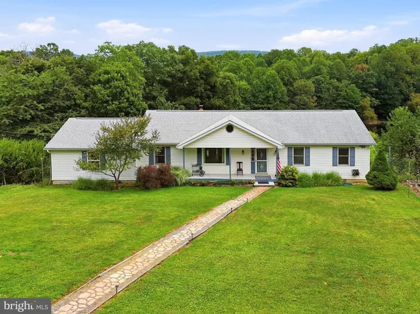 376 Black Twig Rd, Linden, VA 22642