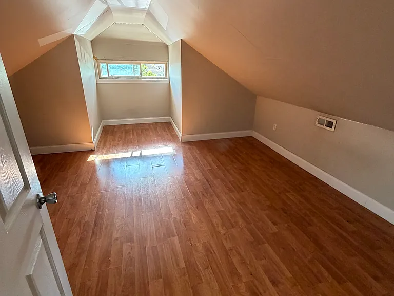 5921 S Whipple St — Photo 7