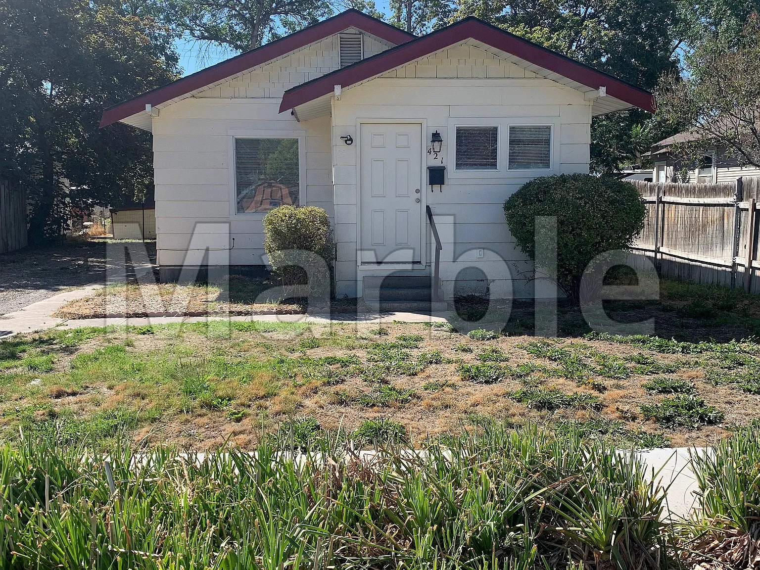 421 Ash St — Photo 1