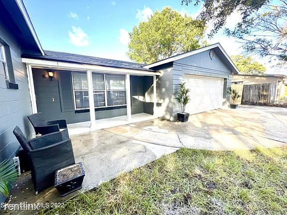 4th image of 960R Cristobal Dr