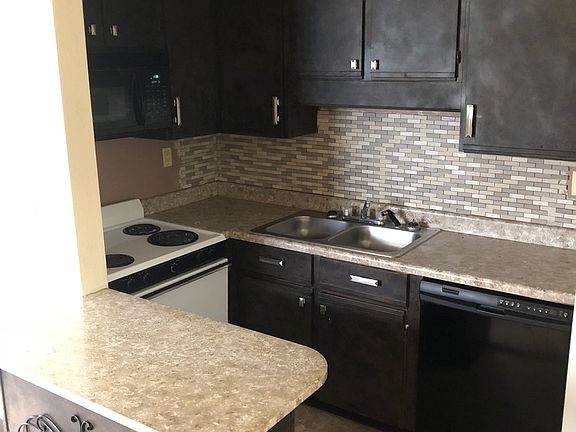 5th image of 3130 W Monroe St APT 101