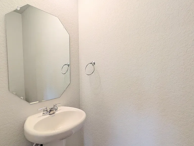 2548 Windle Ln — Photo 16