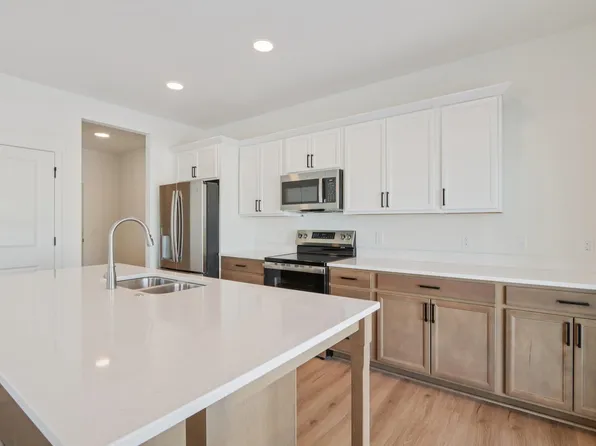 3173 Drumlin Rdg, Cottage Grove, WI 53527